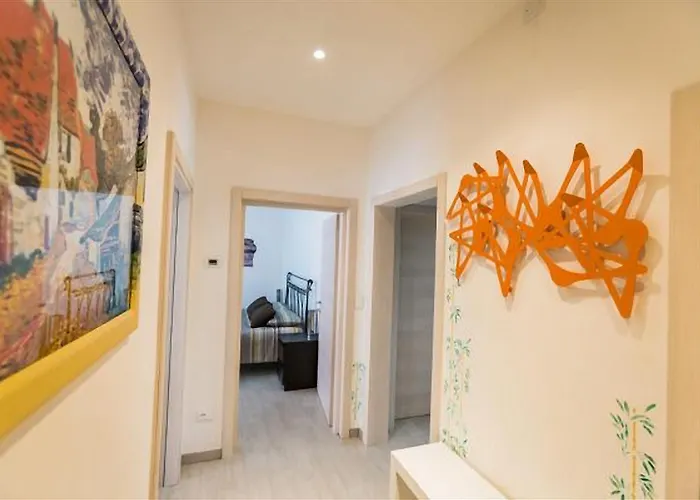 Guesthost - Butterfly *