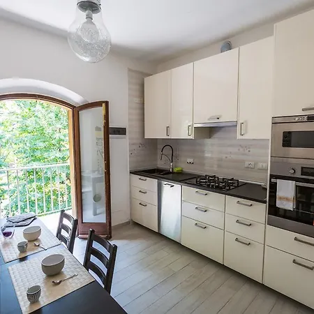 Guesthost - Butterfly Apartament Bolonia