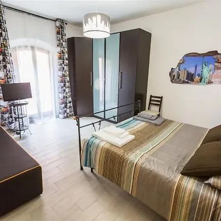 Guesthost - Butterfly Apartamento Bolonia