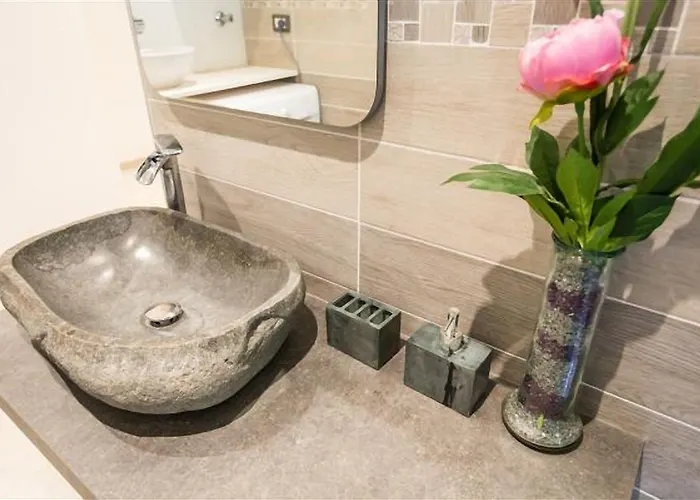 Guesthost - Butterfly 아파트